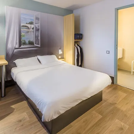 Hotel Colmar Vignobles Ouest 2*